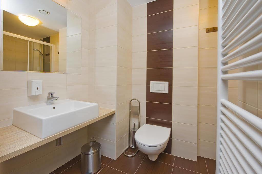 Hotel Cztery Brzozy Gdansk Kowale Kowale  Exterior foto